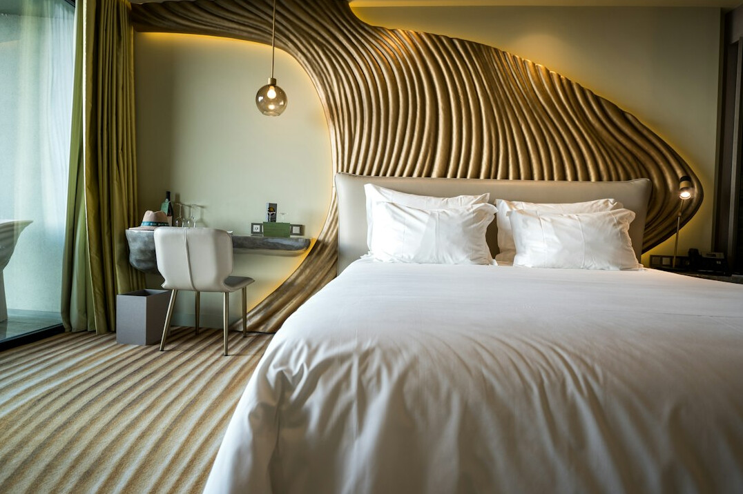 luxury bedroom suite